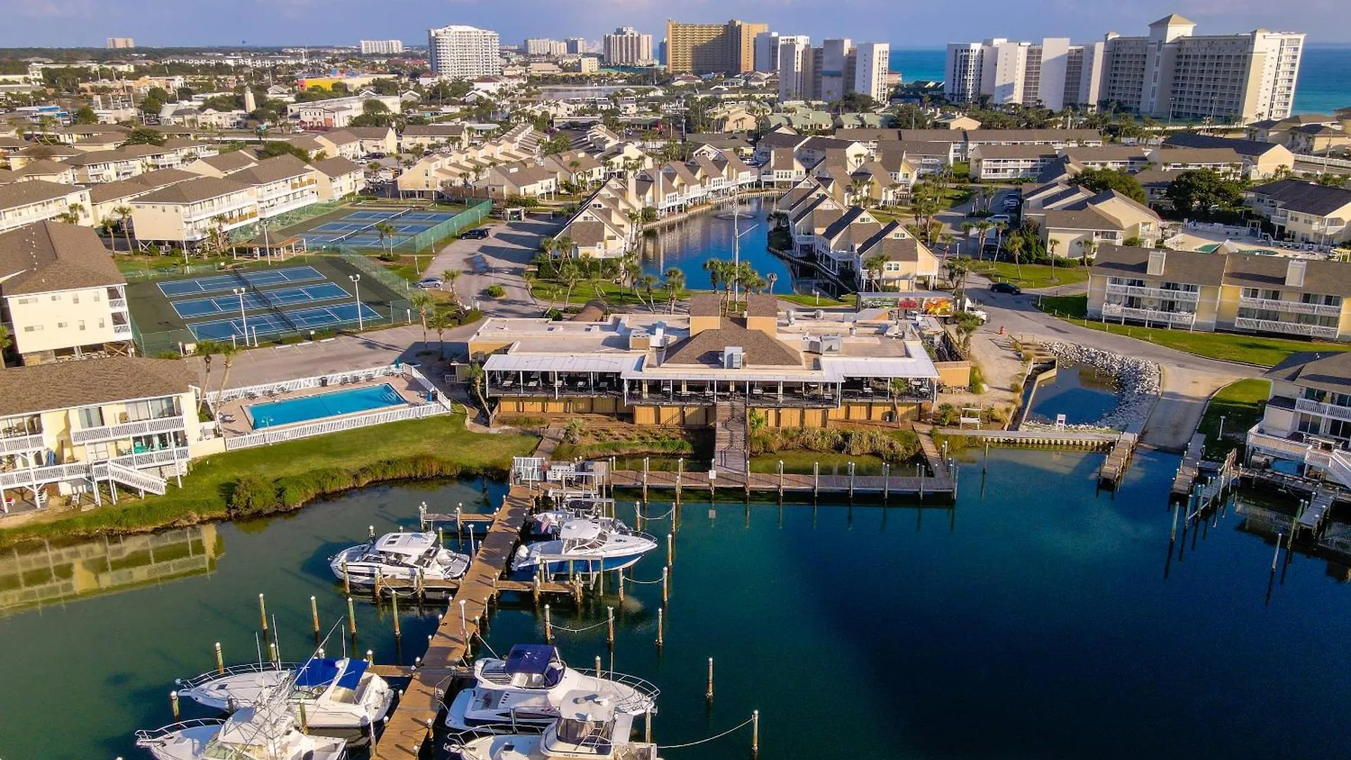 Sandpiper Cove 2084 Destin Apartment